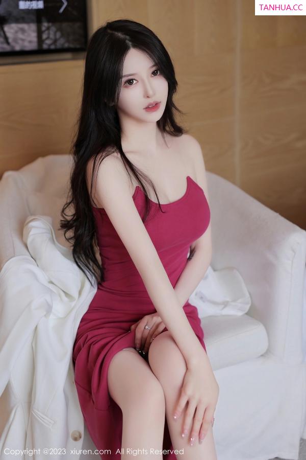 吴玉 玉兔miki [XiuRen]高清写真图 2023.05.22 No.6778 玉兔miki 吊带裙美腿第4张图片